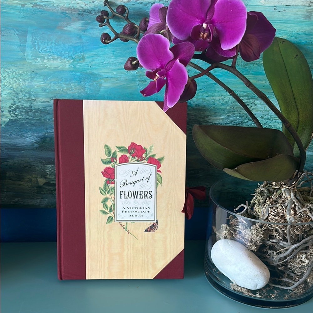A Bouquet of Flowers Victorian Style Photograph Album Beautiful Illustrations